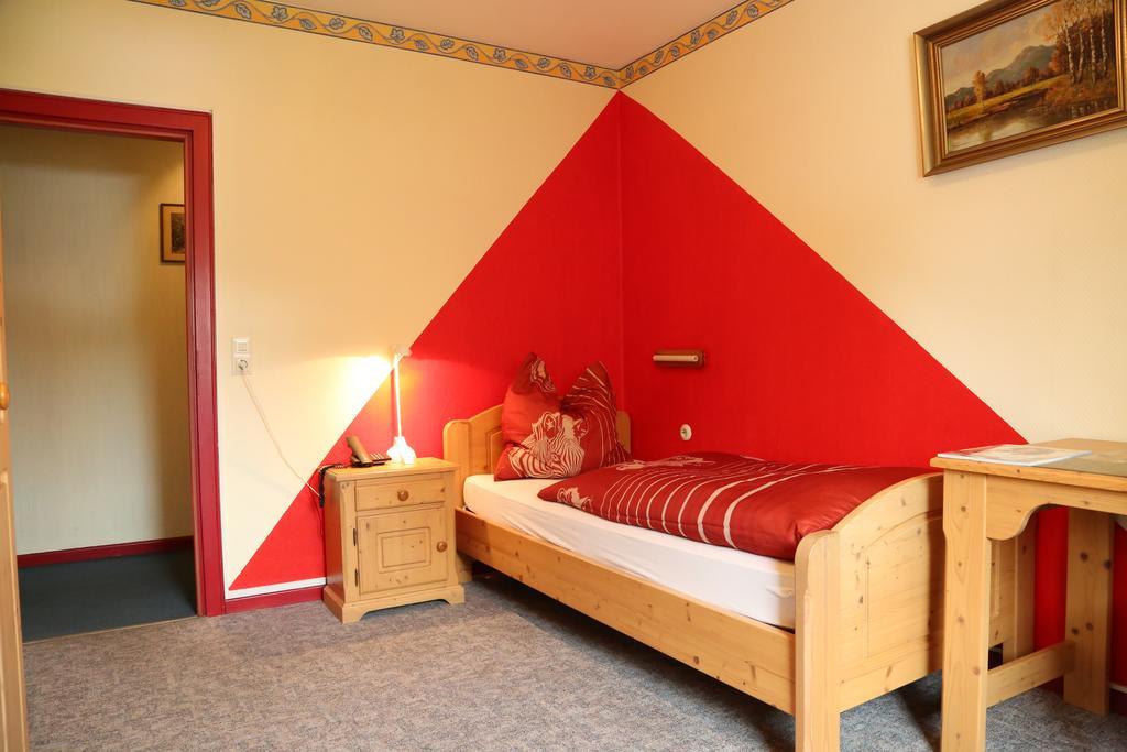 Hotel Bechtel Burbach  Стая снимка