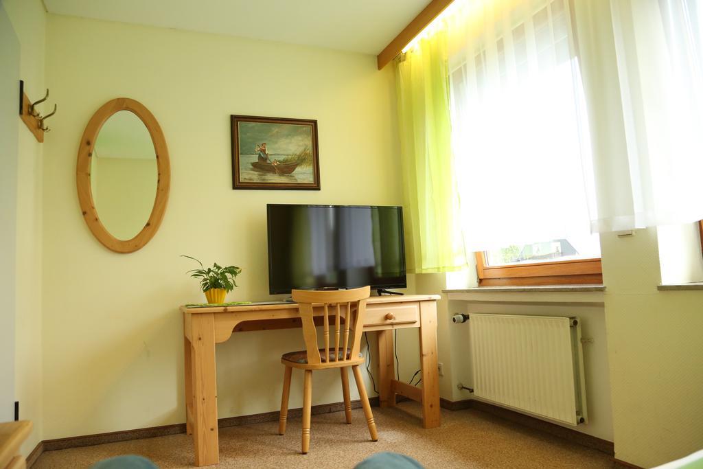 Hotel Bechtel Burbach  Стая снимка